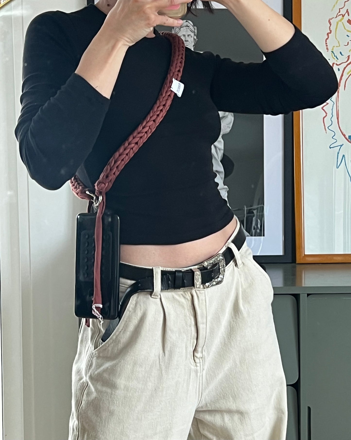 Sangle tendance au crochet adaptable pour tous smartphone fait main marron