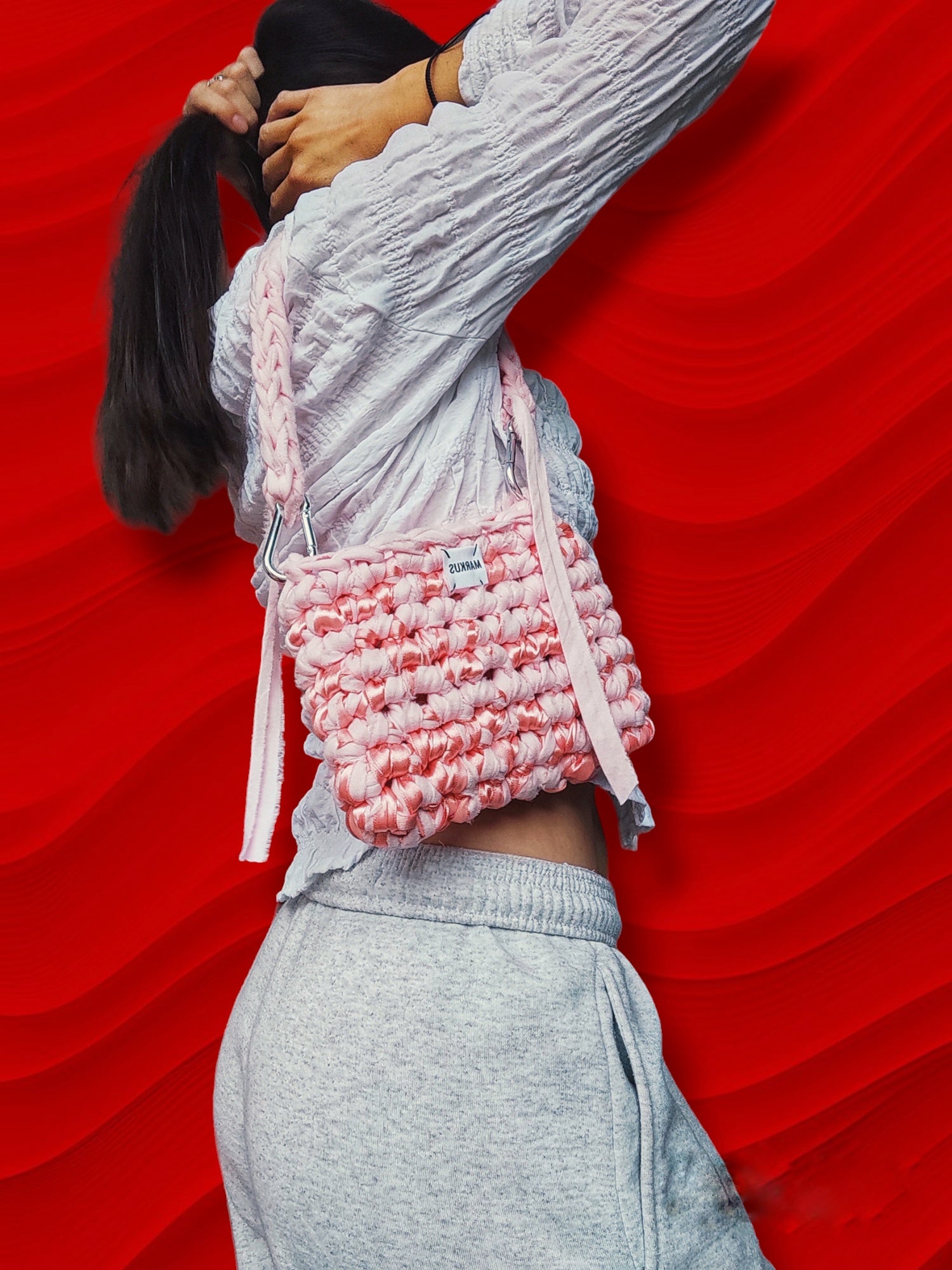 Agua Bag - Sac à main rose tendance ruban satin crochet fait main chic détails mousqueton