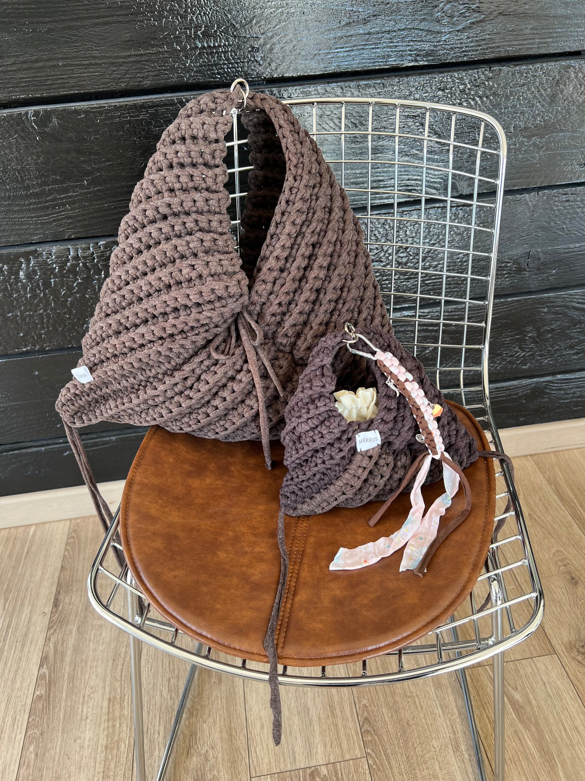 Alexandrus - Mini sac à main et Sac besace 2in1 granny square marron fils t-shirt recyclés