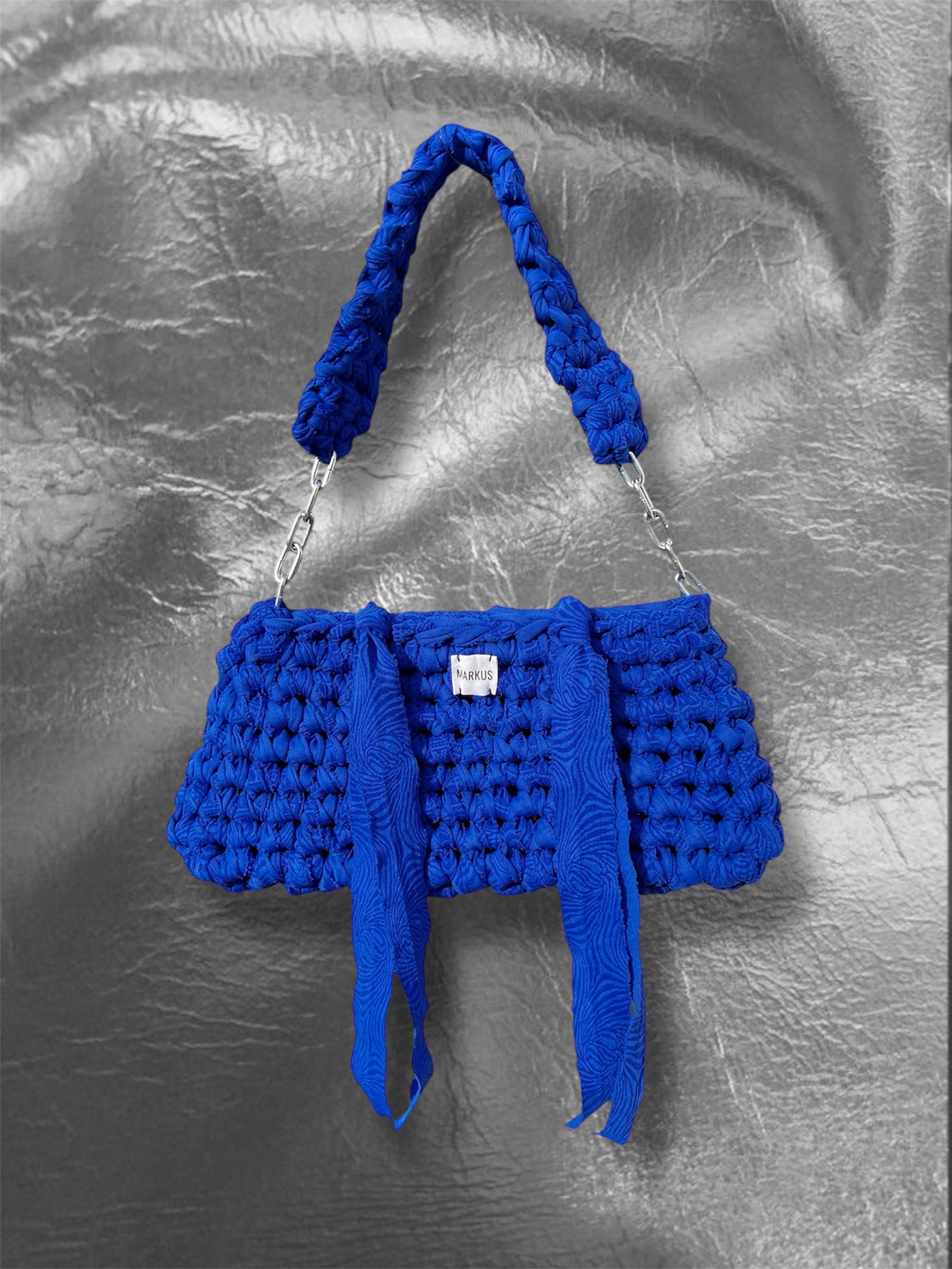 Chainus - Sac à main crochet avec détails chaînes bleu roi t-shirt recycled