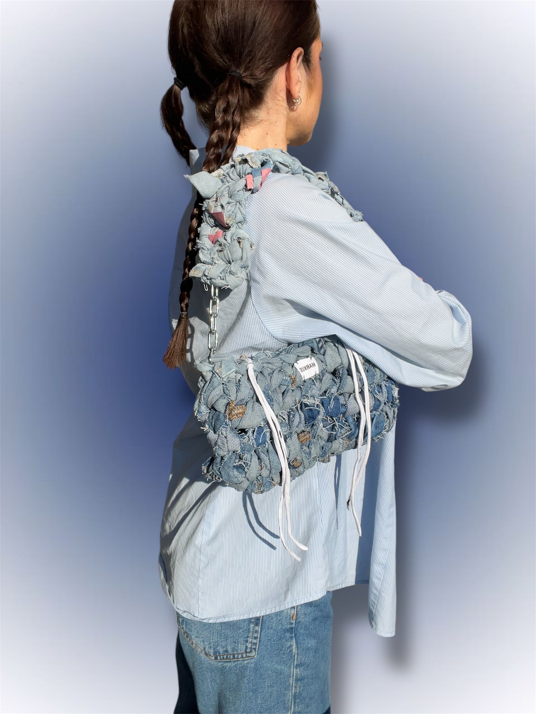 Chainus - Sac à main crochet avec détails chaînes imprimés jeans recyclés