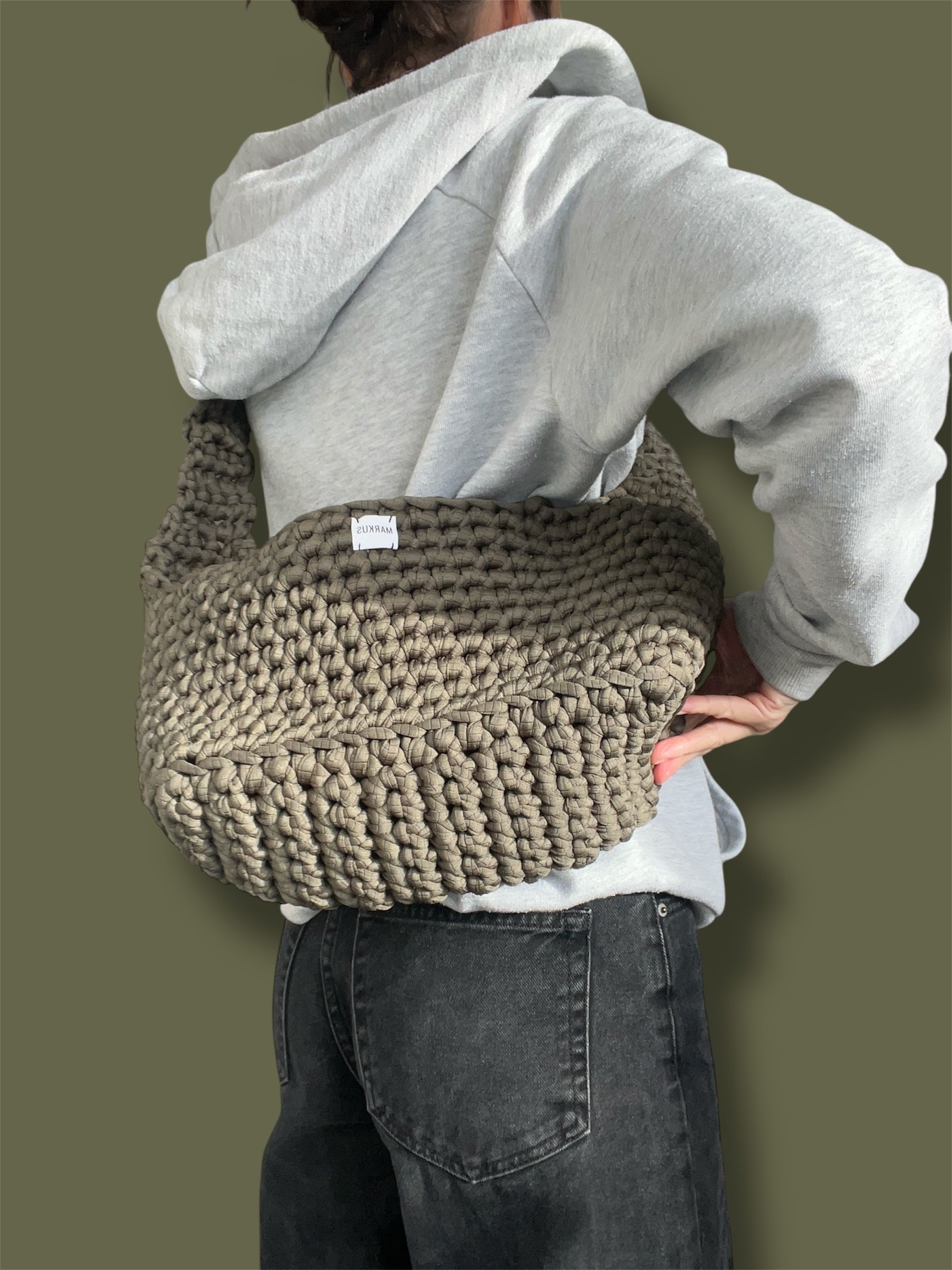 Hombrus - Sac bandoulière en crochet, unisexe et fait main en fils T-shirt recyclés kaki