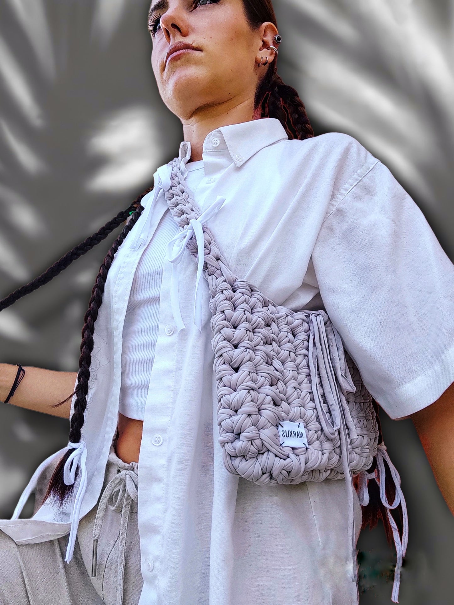 Nudy Bag - Sac bandoulière tendance en crochet fils recyclés nude détail noeud