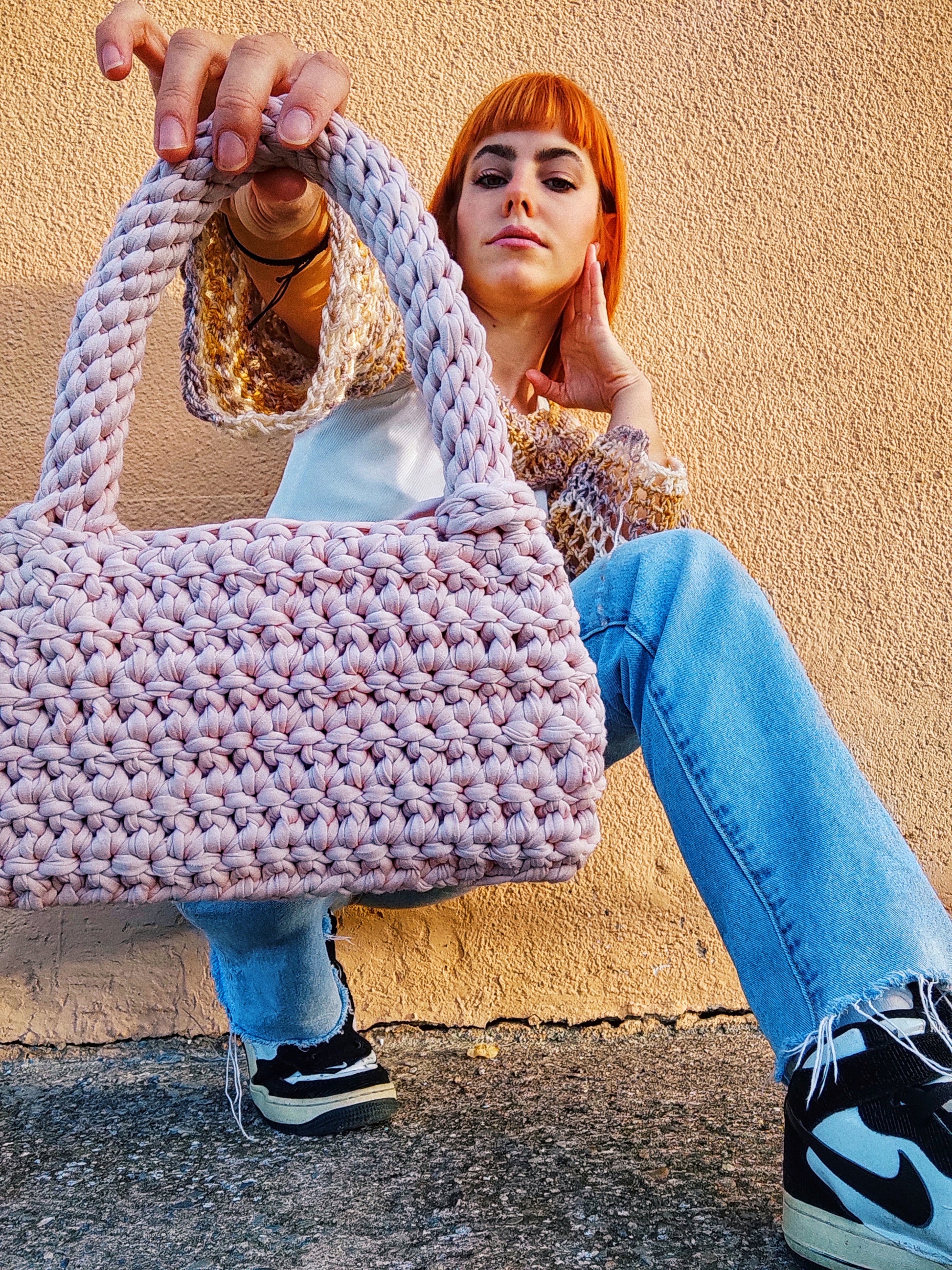 Sac à main au crochet fils recyclés nude fait main